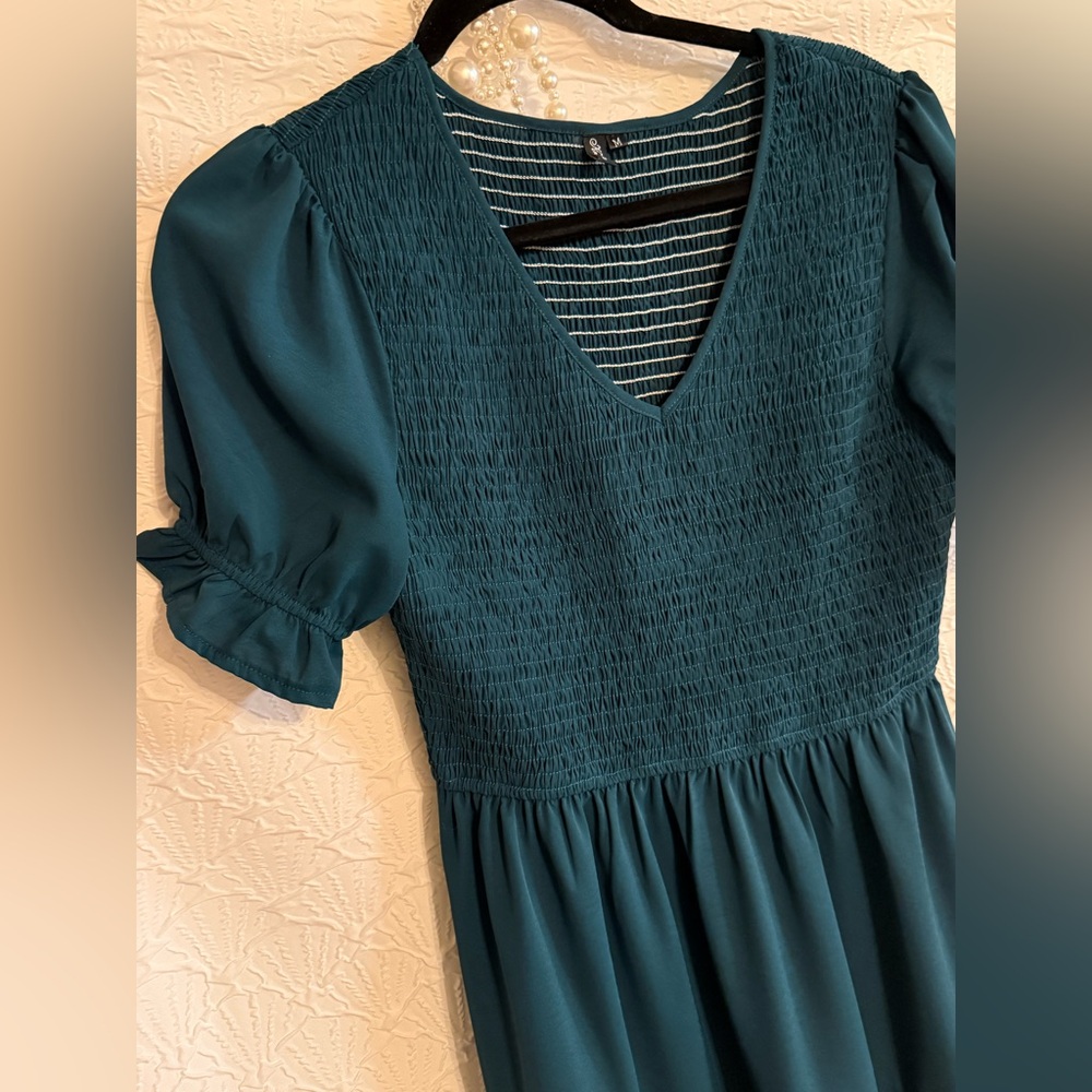 NWOT V-Neck Teal Maxi Dress with Smocked Bodice and Puff Sleeves - Picture 2 of 5
